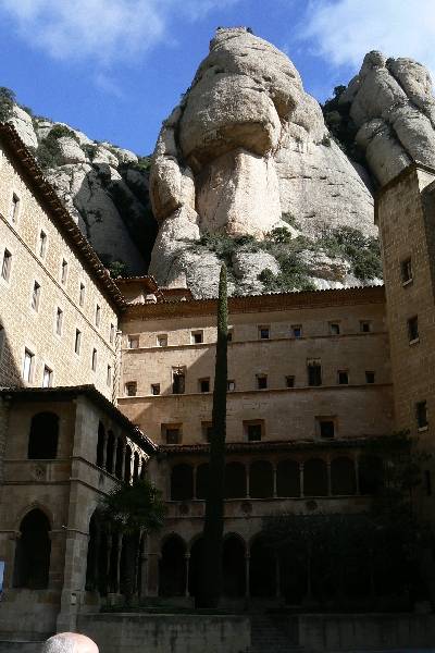 48 Santuario di Montserrat